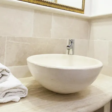 Gianluis Bed & Breakfast