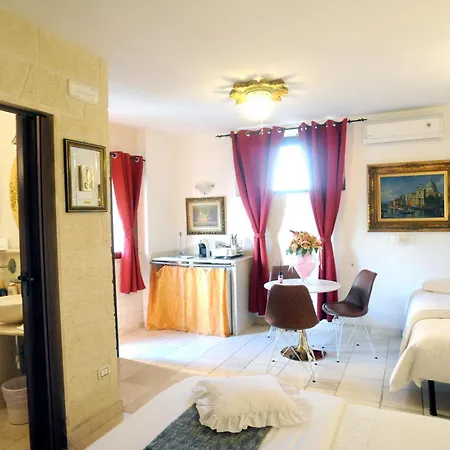 Gianluis Bed and breakfast 4*