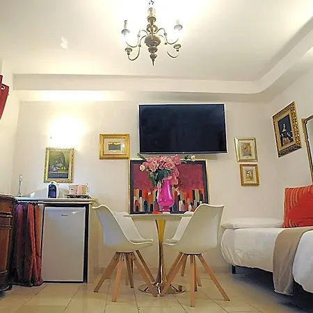 Bed & Breakfast Gianluis 4*